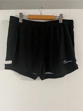 Nike Dri-Fit Women’s Running Shorts Sz XL